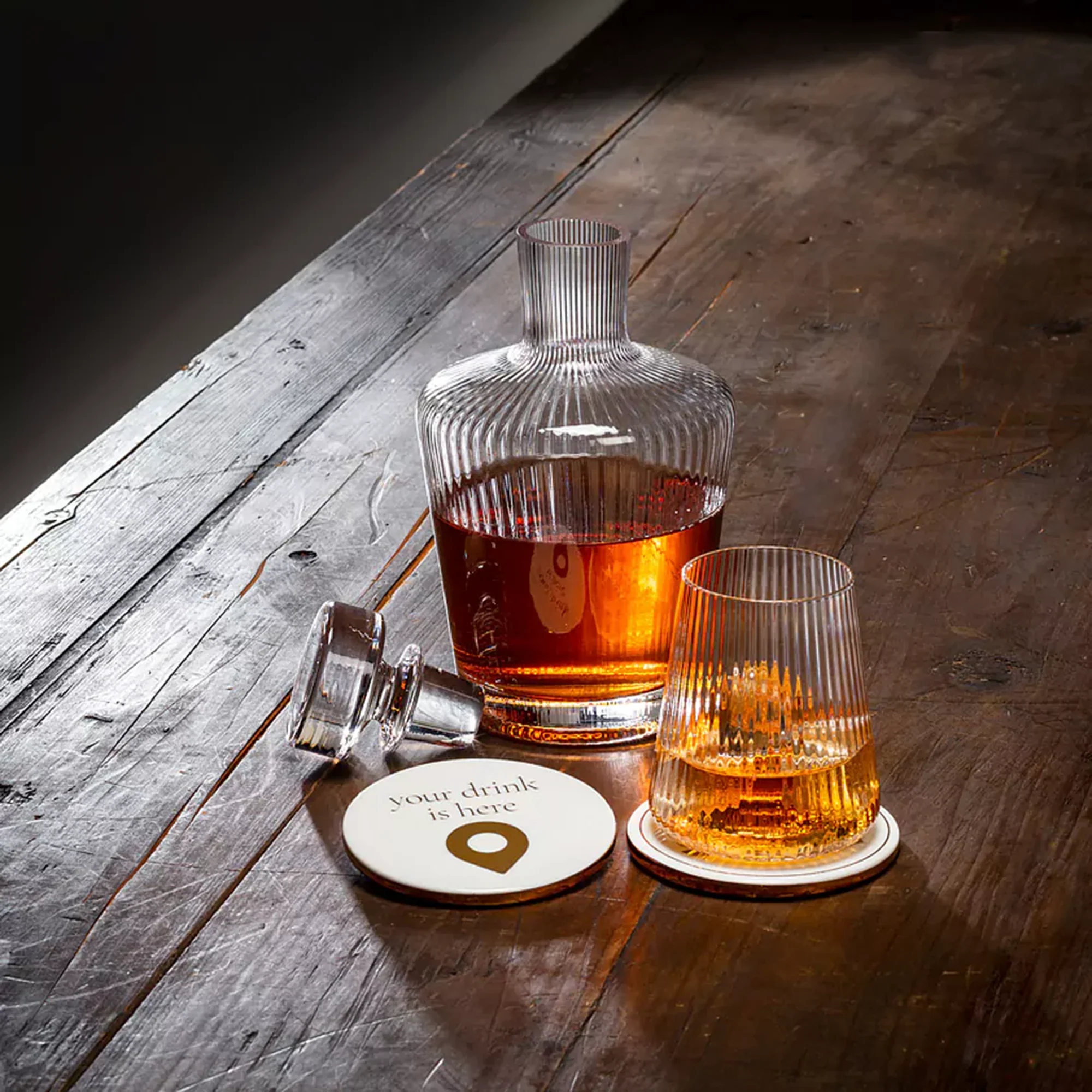 Court Glass - Image 2