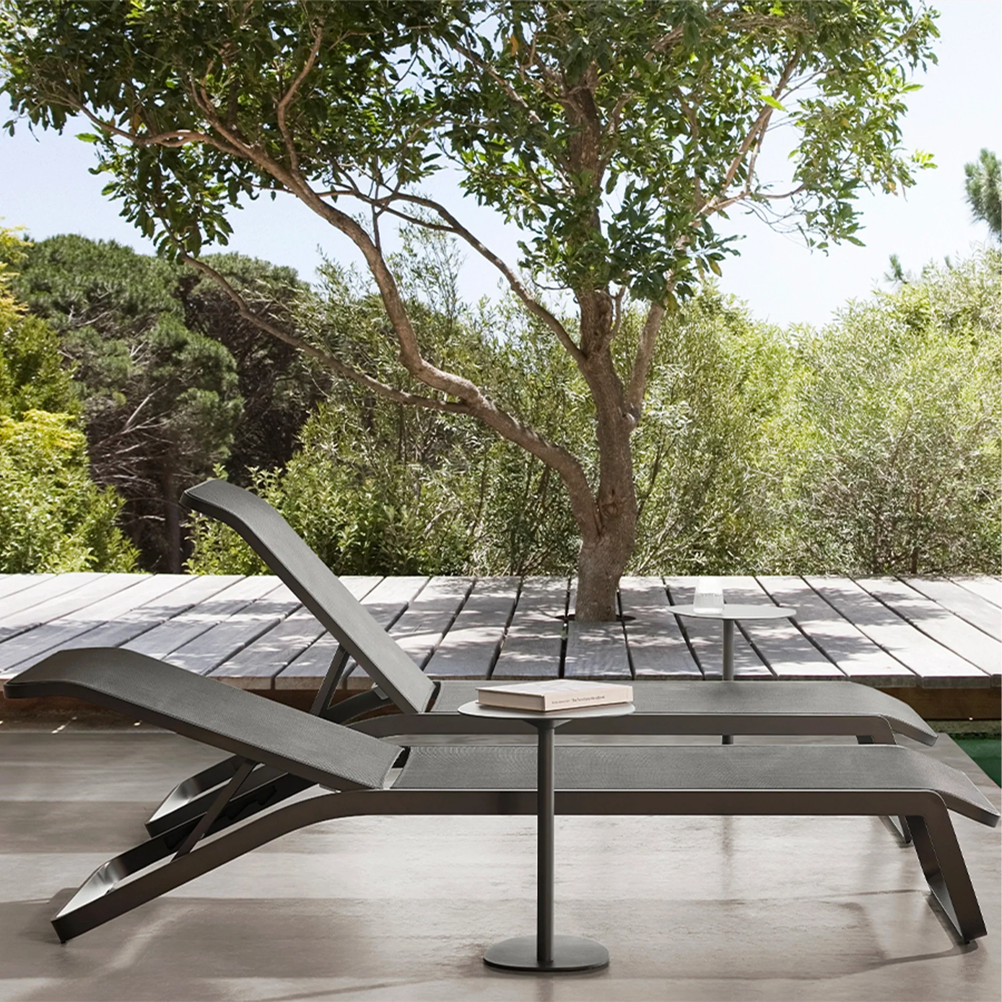 Friday Lounger - Image 5