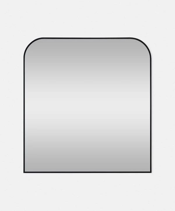 Luka - Arch-shaped mirror with a black frame